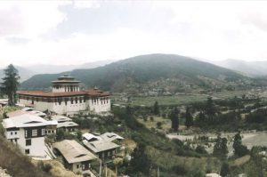 Bhutan-Paro-Valley-Rinpung-Dzong-River-500