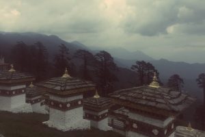 Bhutan-Punakha-Dochula-Pass-chortens-stupas